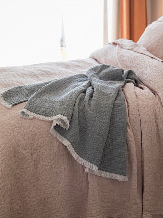 Doubleface Washed Throw Doubleface Washed Throw