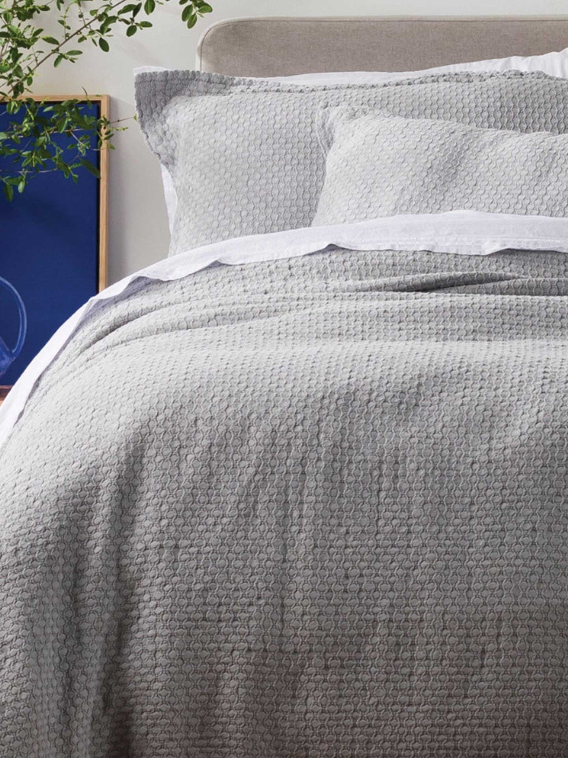 Honeycomb Washed Coverlet