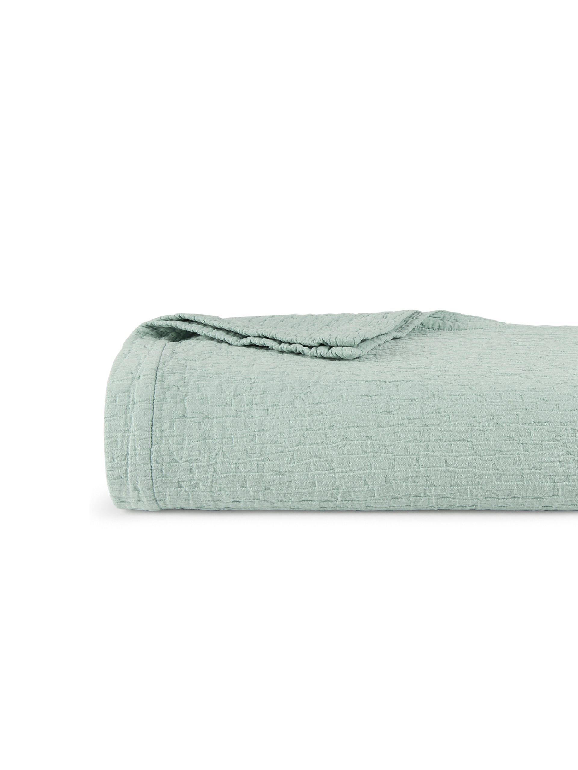 Wrinkle Coverlet