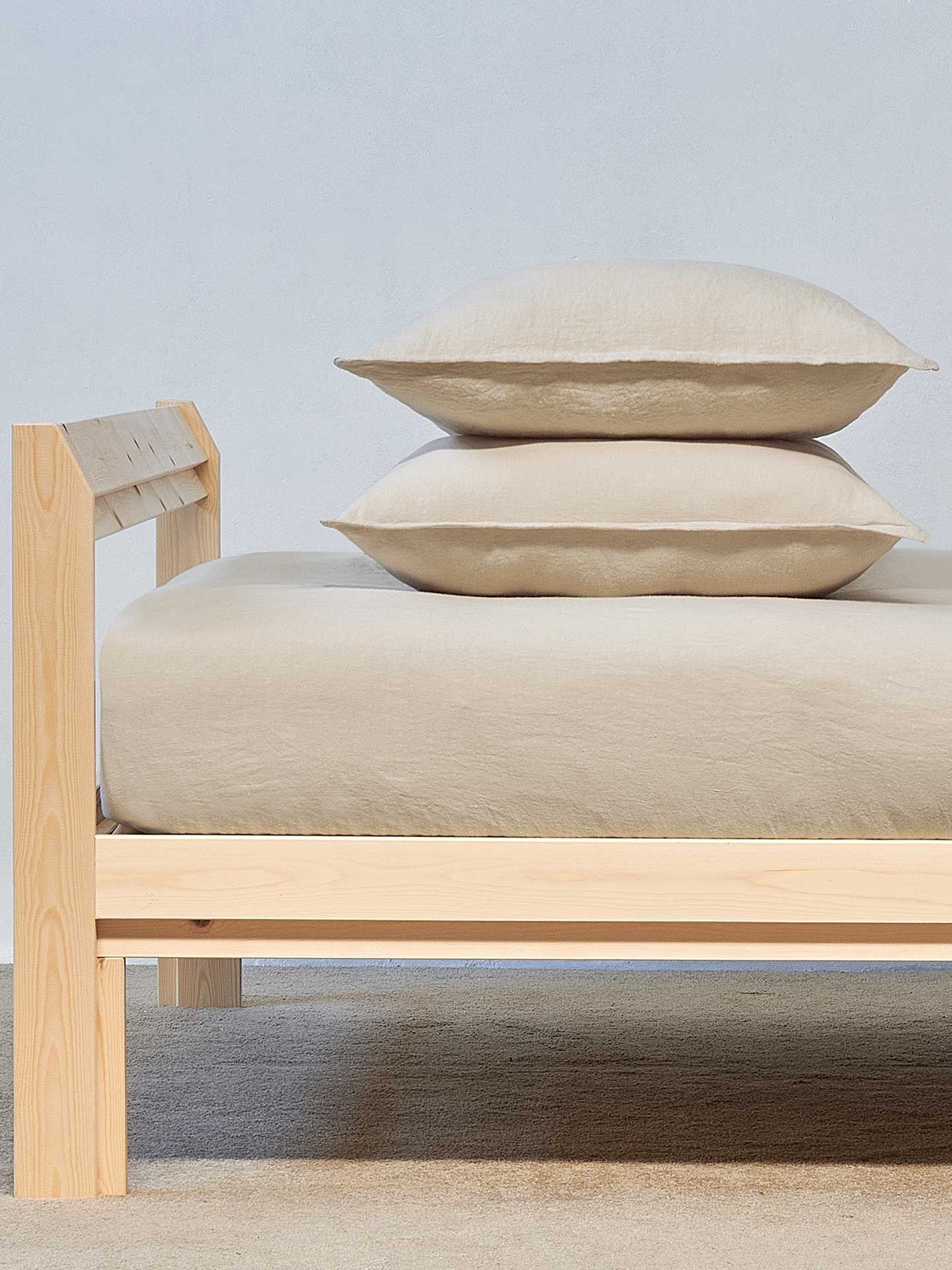 Sábana Ajustable de Lino Color Beige