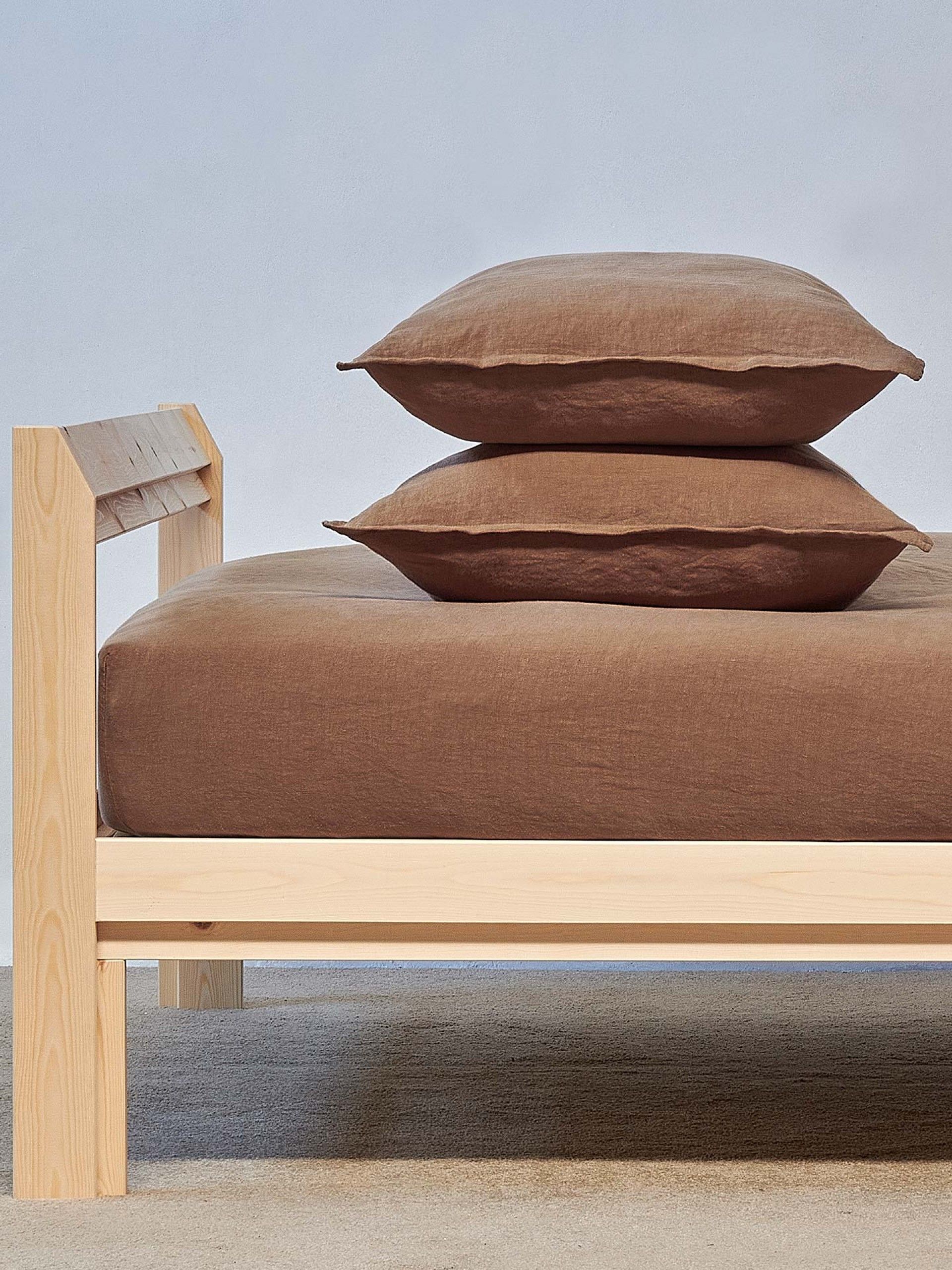 Sábana Ajustable de Lino Color Teja