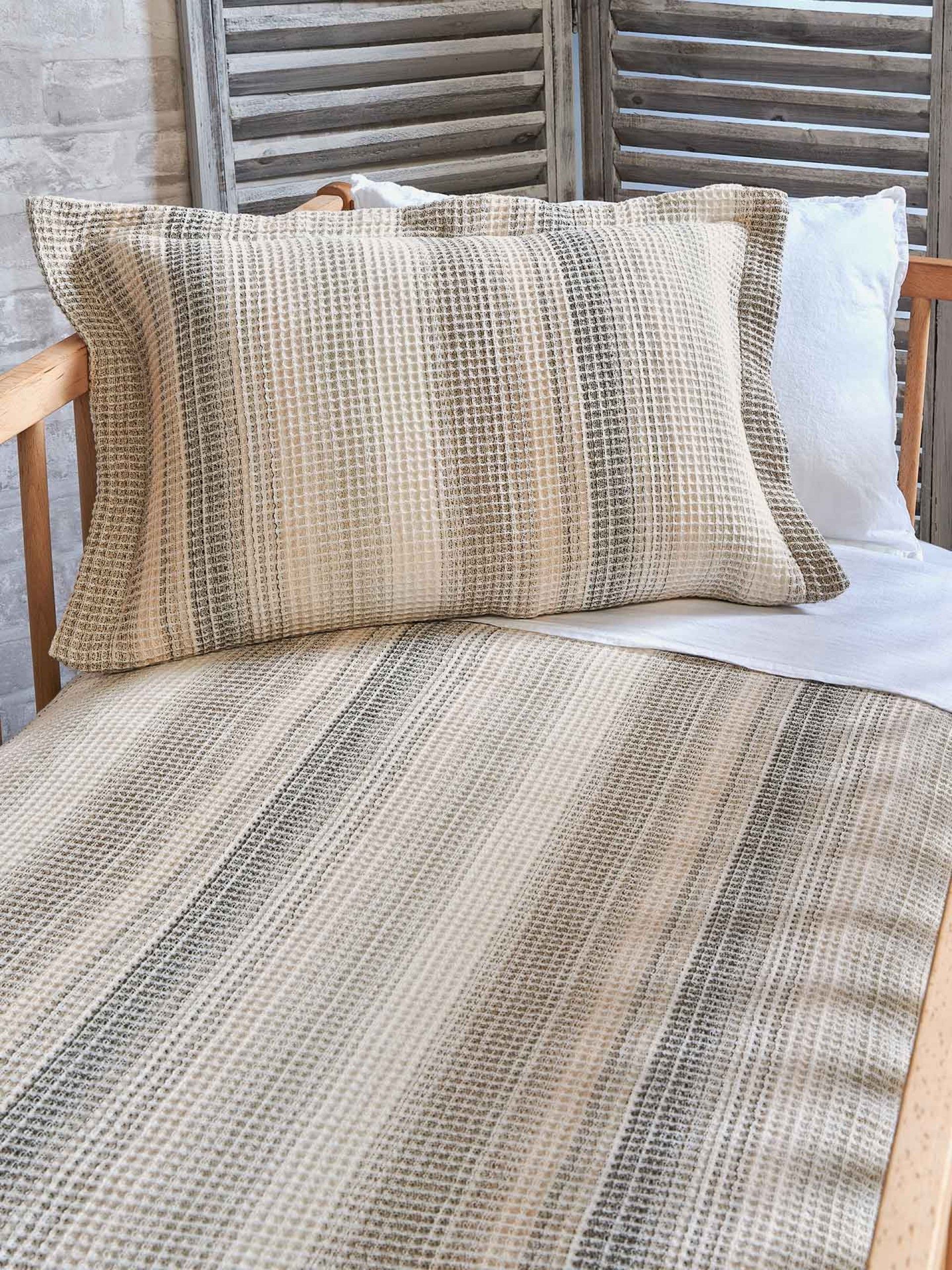 Capa de Almofada Favo Riscas