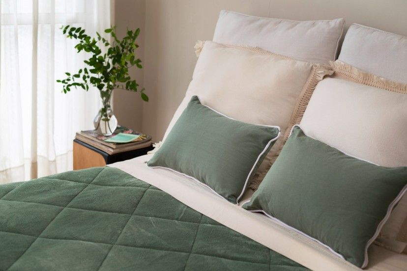 Pillows: the touch of comfort your bed requires